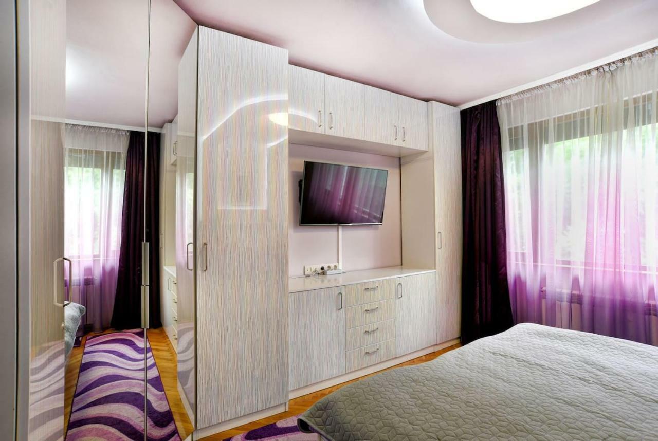 Spacious And Stylish Apartment In The Heart Of Sofia Plus Parking 외부 사진